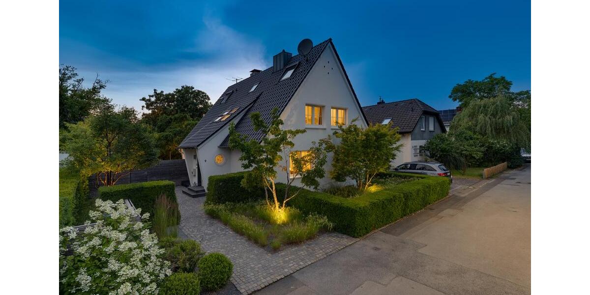 Einfamilienhaus Hilden Kalstert - 9 Zimmer, 258 m&sup2;, 1.650.000&euro; | Angebot:27285299