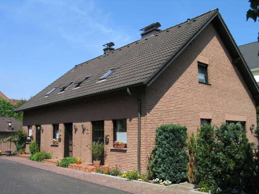Haus zum Mieten in Hilden 825 € 65 m²