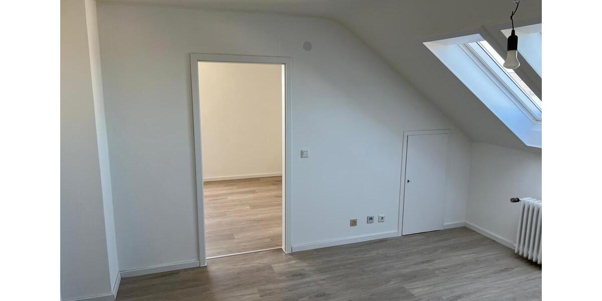 Dachgeschoßwohnung Radevormwald - 2 Zimmer, 41 m&sup2;, 308&euro; | Angebot:24934974