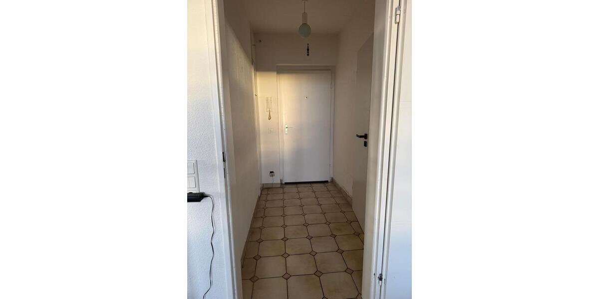 Etagenwohnung Ratingen - 1 Zimmer, 37 m&sup2;, 800&euro; | Angebot:24524012