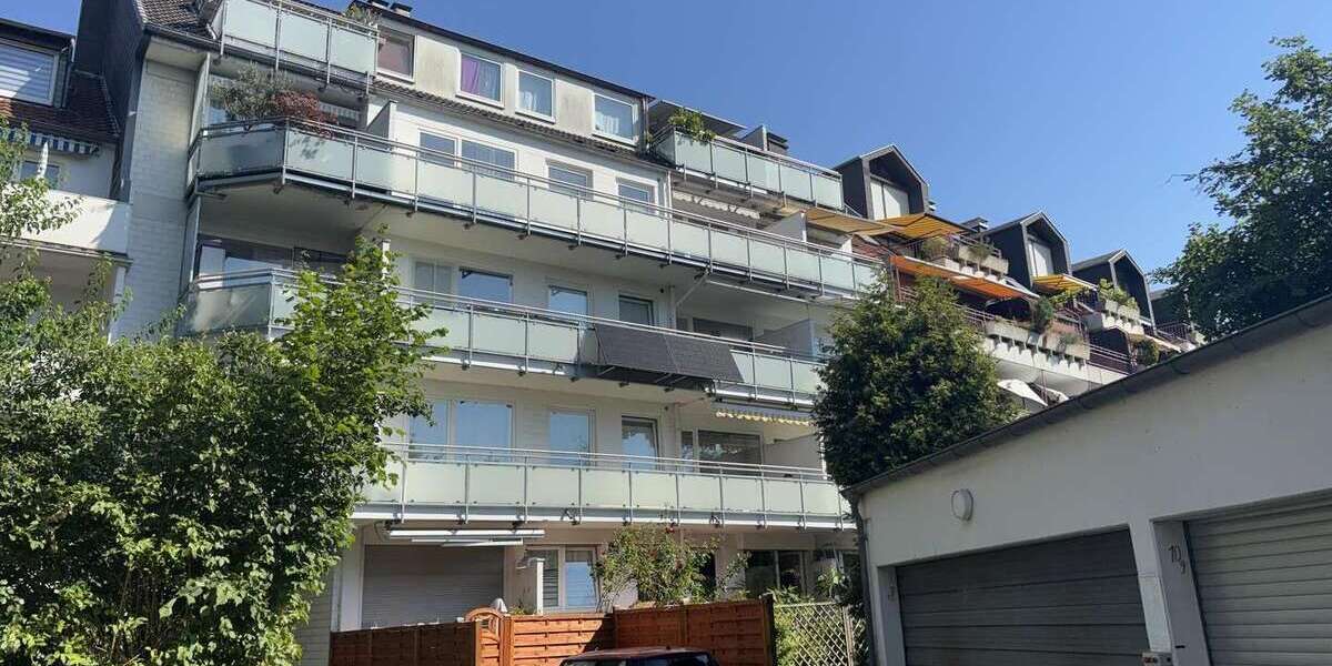 Etagenwohnung Düsseldorf Benrath - 3 Zimmer, 82 m&sup2;, 1.250&euro; | Angebot:27033228