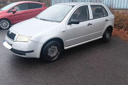 Skoda Fabia 120.346 km 999 € Remscheid 42897