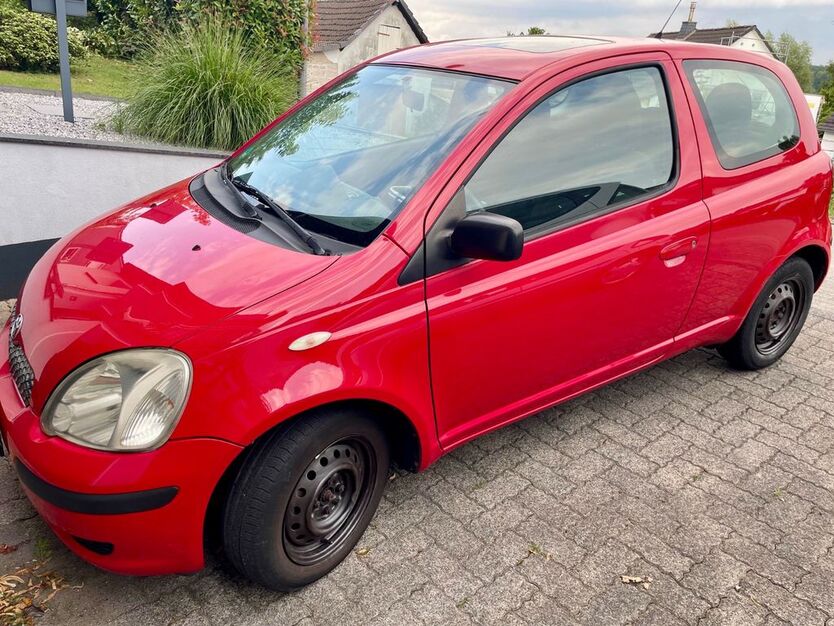 Toyota Yaris 176.000 km 1.450 € Lindlar 51789