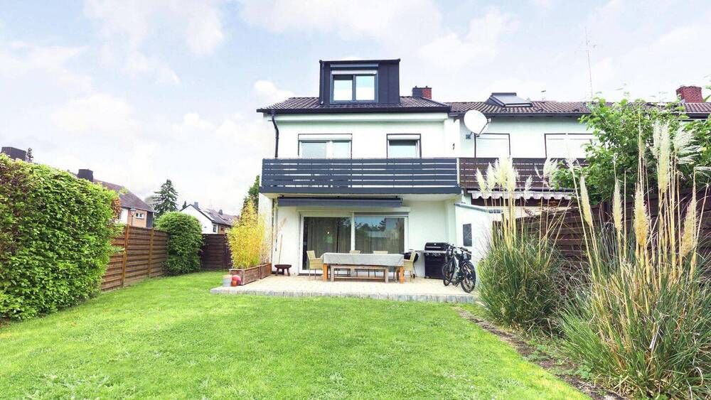 Reihenendhaus Düsseldorf Wersten - 5 Zimmer, 130 m&sup2;, 749.000&euro; | Angebot:26585873
