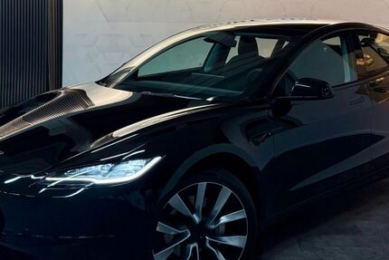 Tesla Model 3 19.957 km 41.990 &euro; Remscheid 42855