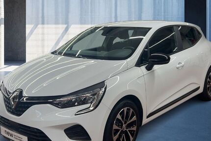 Renault Clio 21.265 km 15.220 &euro; Köln 50939