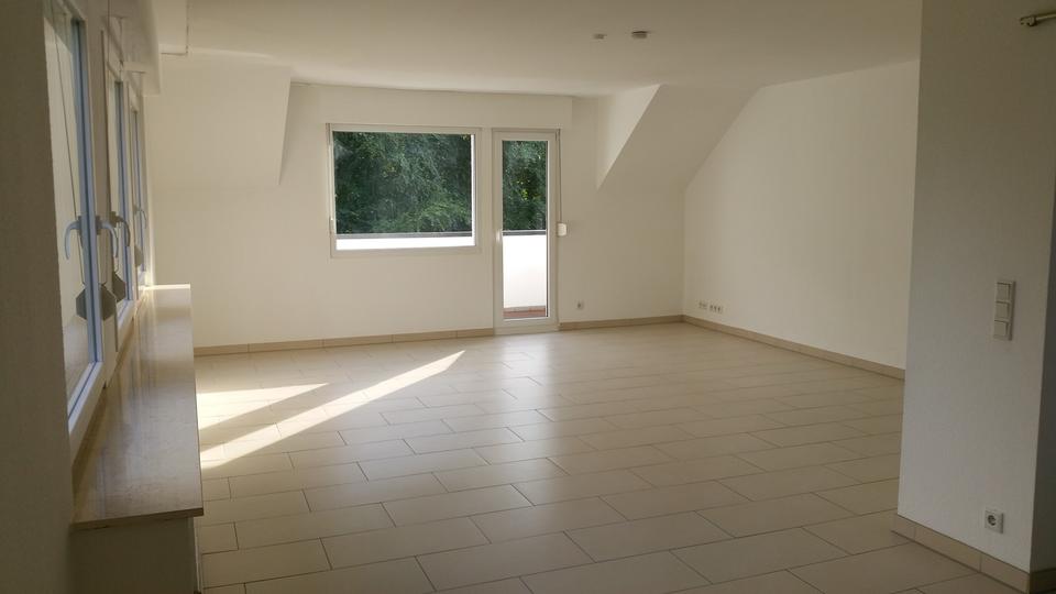 Dachgeschoßwohnung Ratingen - 2 Zimmer, 76 m&sup2;, 980&euro; | Angebot:27592738