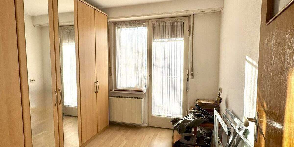 Reihenmittelhaus Erkrath Hochdahl - 6 Zimmer, 118 m&sup2;, 350.000&euro; | Angebot:24792925