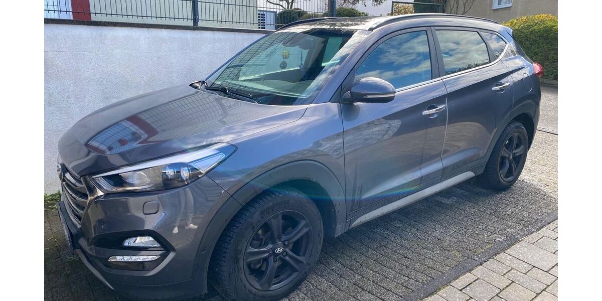 Hyundai TUCSON 99.843 km 16.700 &euro; Wuppertal 42329