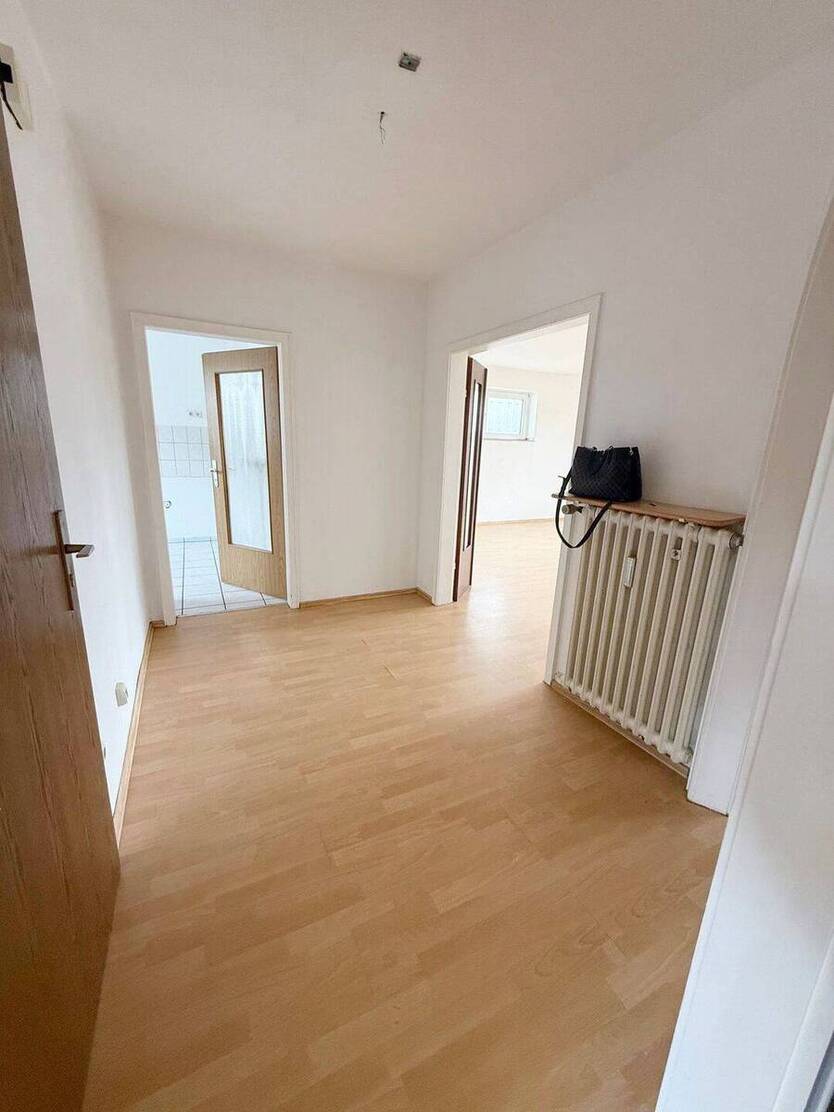 Charmantes Dreifamilienhaus in bester Lage von Baumberg. 9 zimmer