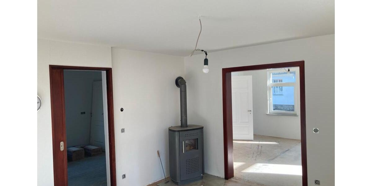 Einfamilienhaus Lindlar - 5 Zimmer, 1.350&euro; | Angebot:25647281