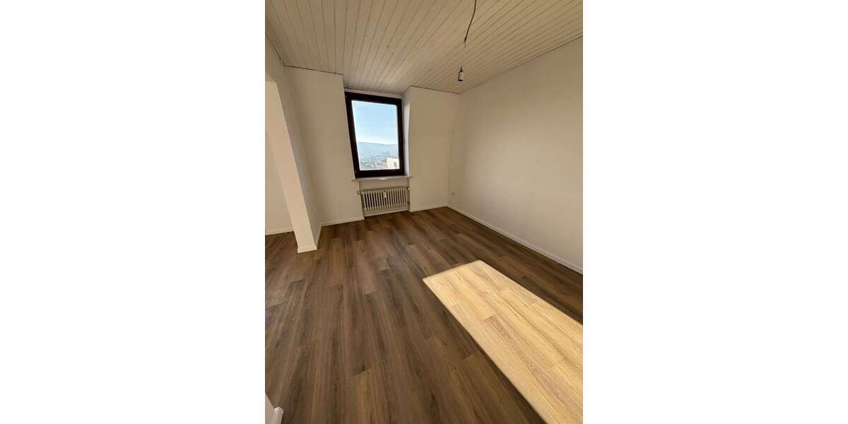Etagenwohnung Wuppertal Sedansberg - 1 Zimmer, 35 m&sup2;, 300&euro; | Angebot:23578591