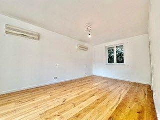Erdgeschoßwohnung Wuppertal Gemarkung Barmen - 5 Zimmer, 280 m&sup2;, 3.100&euro; | Angebot:26150925