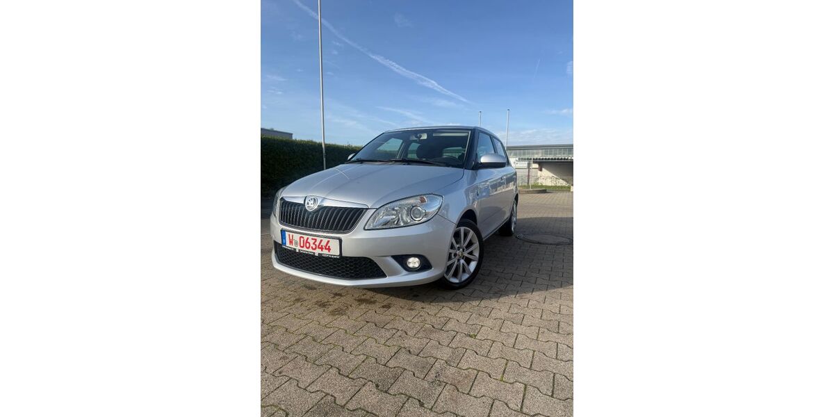 Skoda Fabia 99.000 km 5.990 &euro; Wuppertal 42329