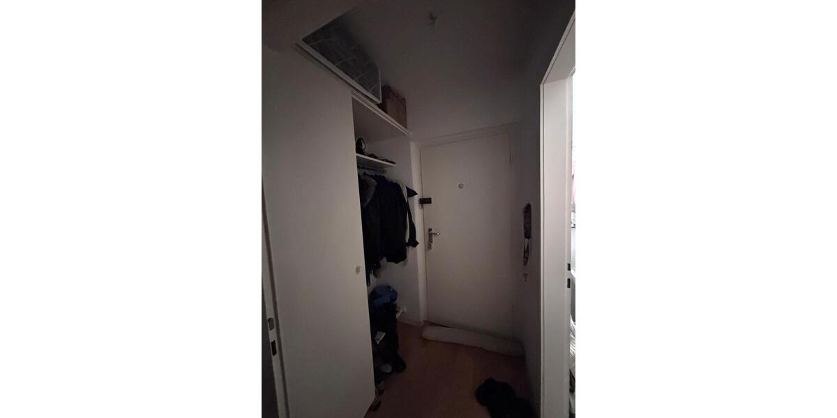Erdgeschoßwohnung Köln Ehrenfeld - 2 Zimmer, 31 m&sup2;, 768&euro; | Angebot:24757107