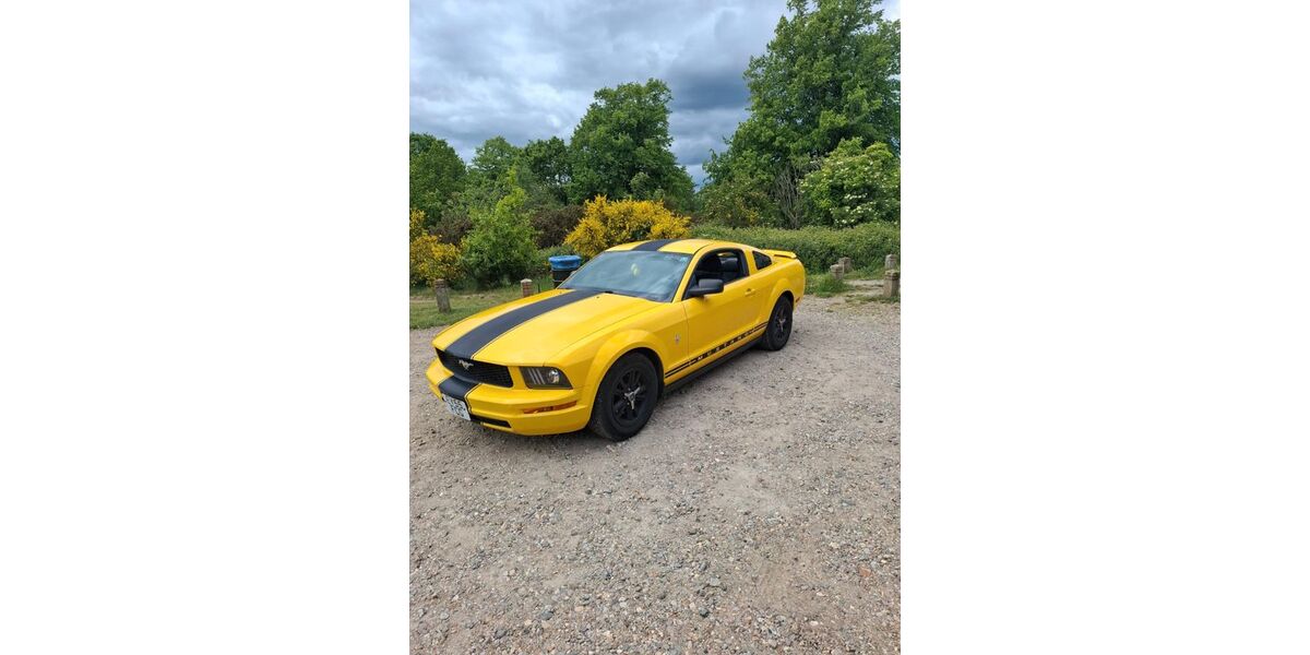 Ford Mustang 125.000 km 9.000 &euro; Köln 50933