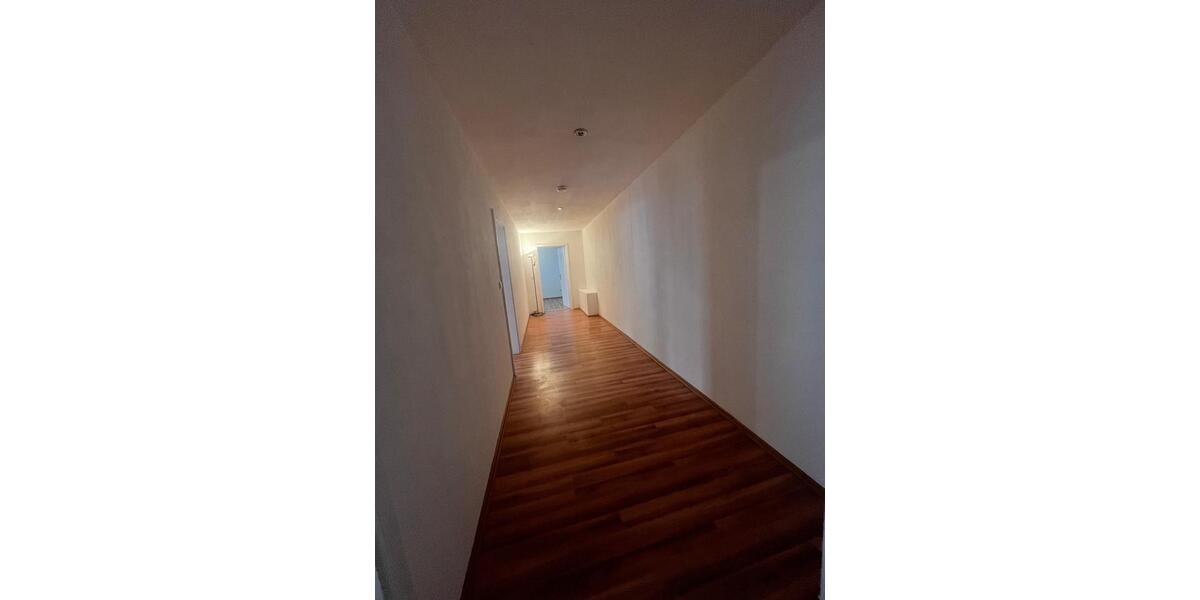 Etagenwohnung Solingen Aufderhöhe - 2 Zimmer, 79 m&sup2;, 900&euro; | Angebot:24896153