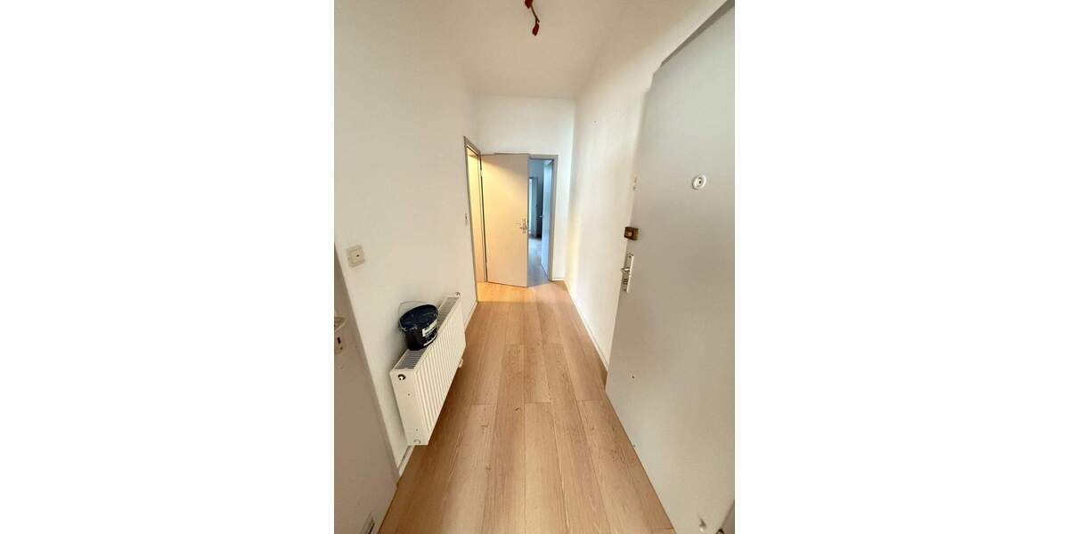 Etagenwohnung Düsseldorf Heerdt - 2 Zimmer, 63 m&sup2;, 1.099&euro; | Angebot:23288639
