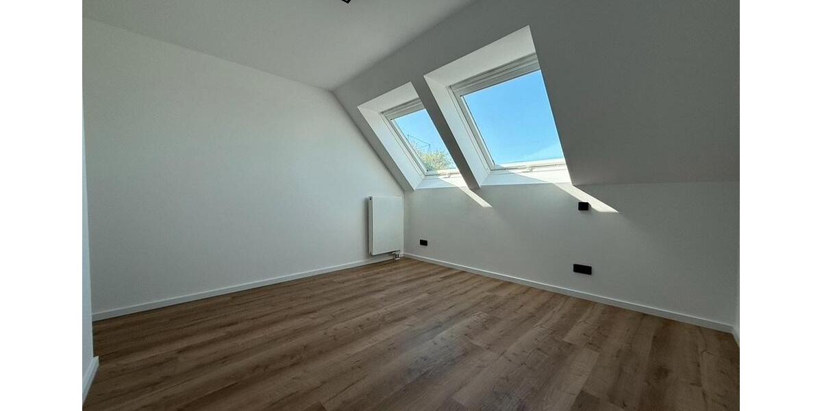 Dachgeschoßwohnung Köln Nippes - 2 Zimmer, 53 m&sup2;, 314.000&euro; | Angebot:27442517
