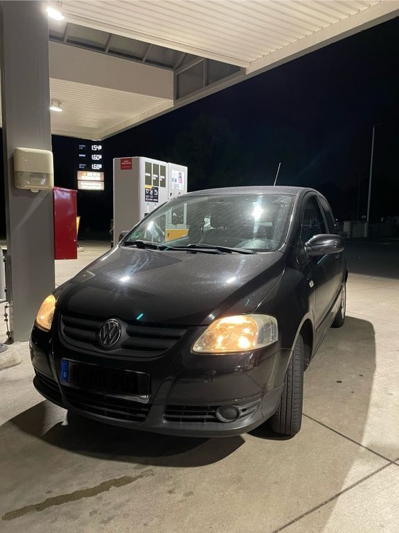 VW Fox 73.000 km 3.250 € Köln 50858