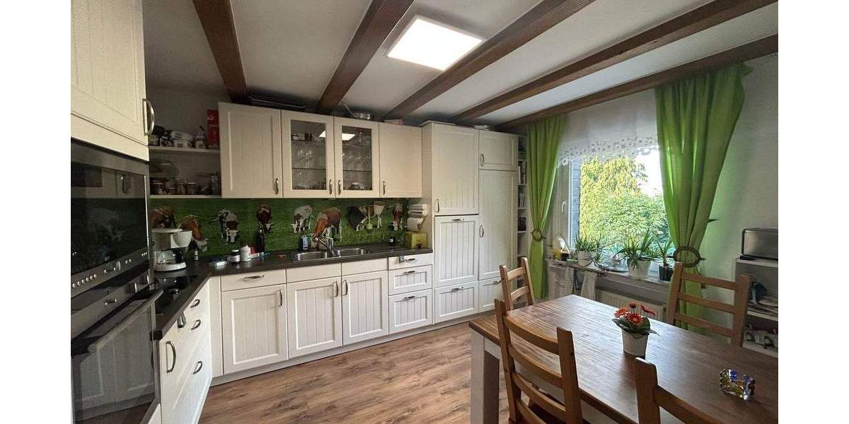 Doppelhaushälfte Wipperfürth - 6 Zimmer, 270 m&sup2;, 325.000&euro; | Angebot:24066056