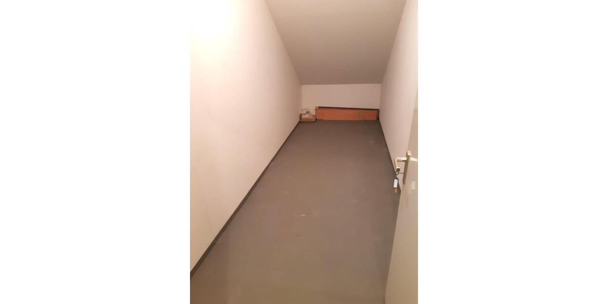 Etagenwohnung Leverkusen - 2 Zimmer, 71 m&sup2;, 1.000&euro; | Angebot:26633962