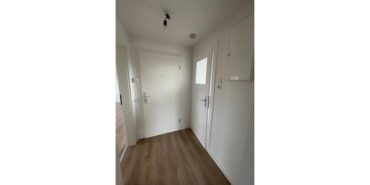 Dachgeschoßwohnung Remscheid Lüttringhausen - 2 Zimmer, 47 m&sup2;, 399&euro; | Angebot:25893226