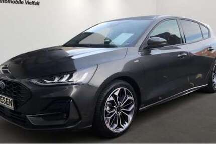 Ford Focus 17.191 km 26.950 € Neuss 41464