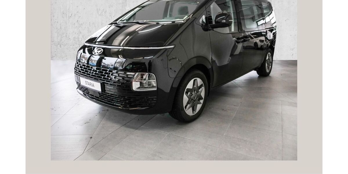 Hyundai STARIA 16.671 km 39.940 &euro; Köln Süd 50968