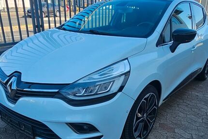 Renault Clio 115.542 km 9.200 &euro; Düsseldorf 40229