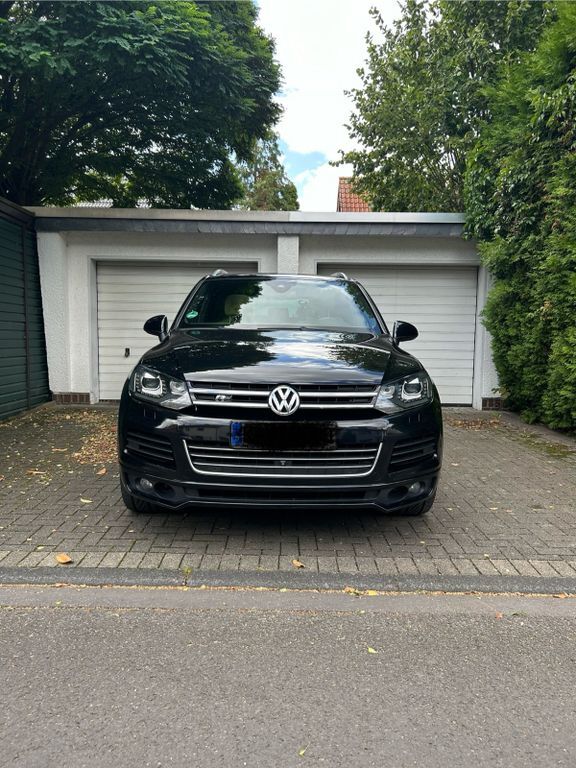 VW Touareg 195.000 km 17.500 € Köln 51061
