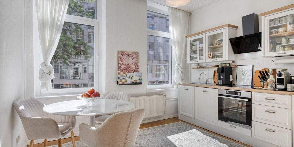 Mehrfamilienhaus, Wohnhaus Köln / Altstadt-Nord Altstadt-Nord - 4 Zimmer, 89 m&sup2;, 650.000&euro; | Angebot:24452316