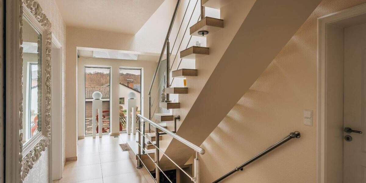 Einfamilienhaus Bergisch Gladbach Schildgen - 7 Zimmer, 282 m&sup2;, 945.000&euro; | Angebot:25799879