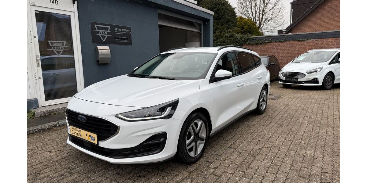 Ford Focus 114.000 km 12.990 &euro; Neuss 41469