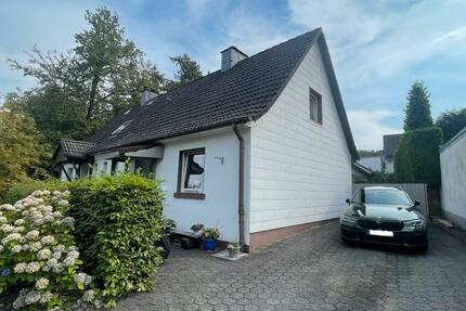 Haus Halver - 4 Zimmer, 80 m&sup2;, 1.320&euro; | Angebot:27618824