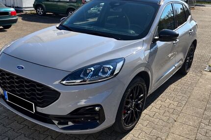 Ford Kuga 21.850 km 29.799 &euro; Pulheim 50259