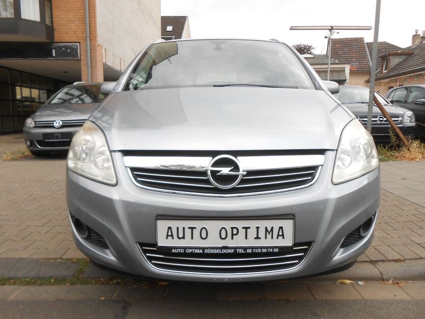 Opel Zafira 148.000 km 4.499 € Düsseldorf 40625