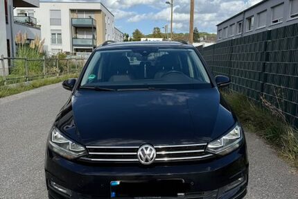 VW Touran 170.000 km 13.300 &euro; Düsseldorf 40625