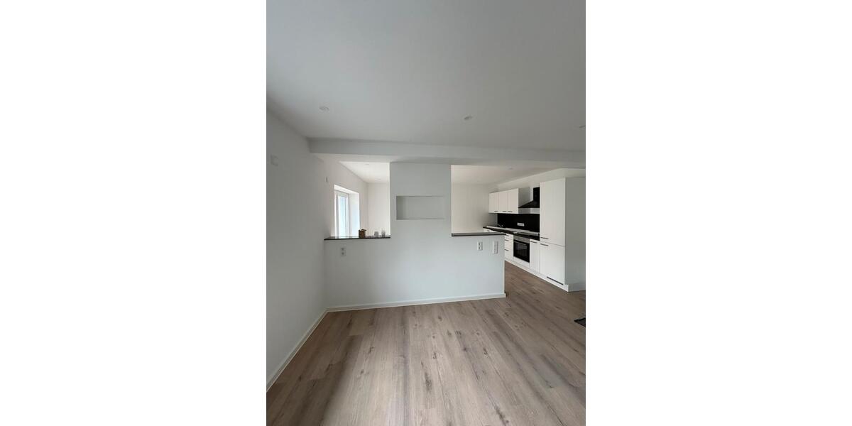 Erdgeschoßwohnung Leverkusen Bürrig - 2 Zimmer, 62 m&sup2;, 1.050&euro; | Angebot:26579738