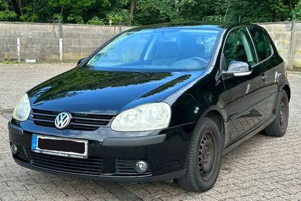 VW Golf 173.000 km 2.300 &euro; Düsseldorf 40593