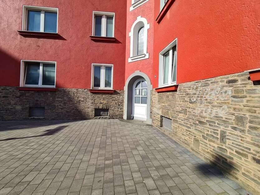 Wohnung zum Kaufen in Düsseldorf 249.000 € 69.97 m²