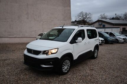 Peugeot Rifter 136.022 km 11.990 &euro; Solingen 42653