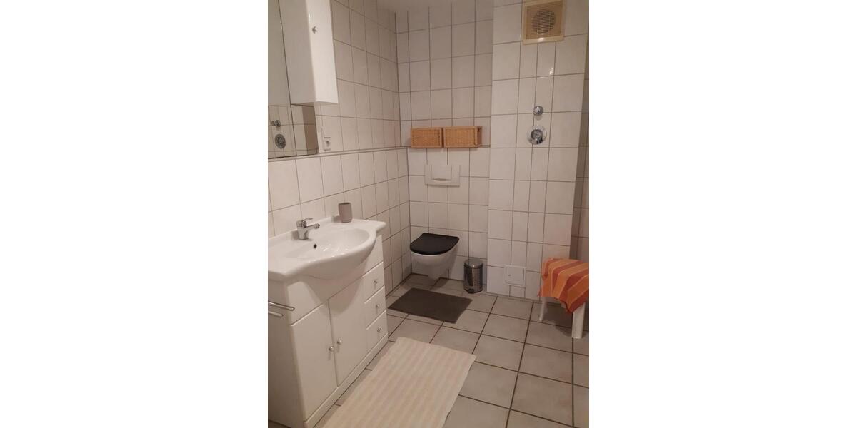 Erdgeschoßwohnung Bergisch Gladbach Gronau - 2 Zimmer, 83 m&sup2;, 915&euro; | Angebot:27609730
