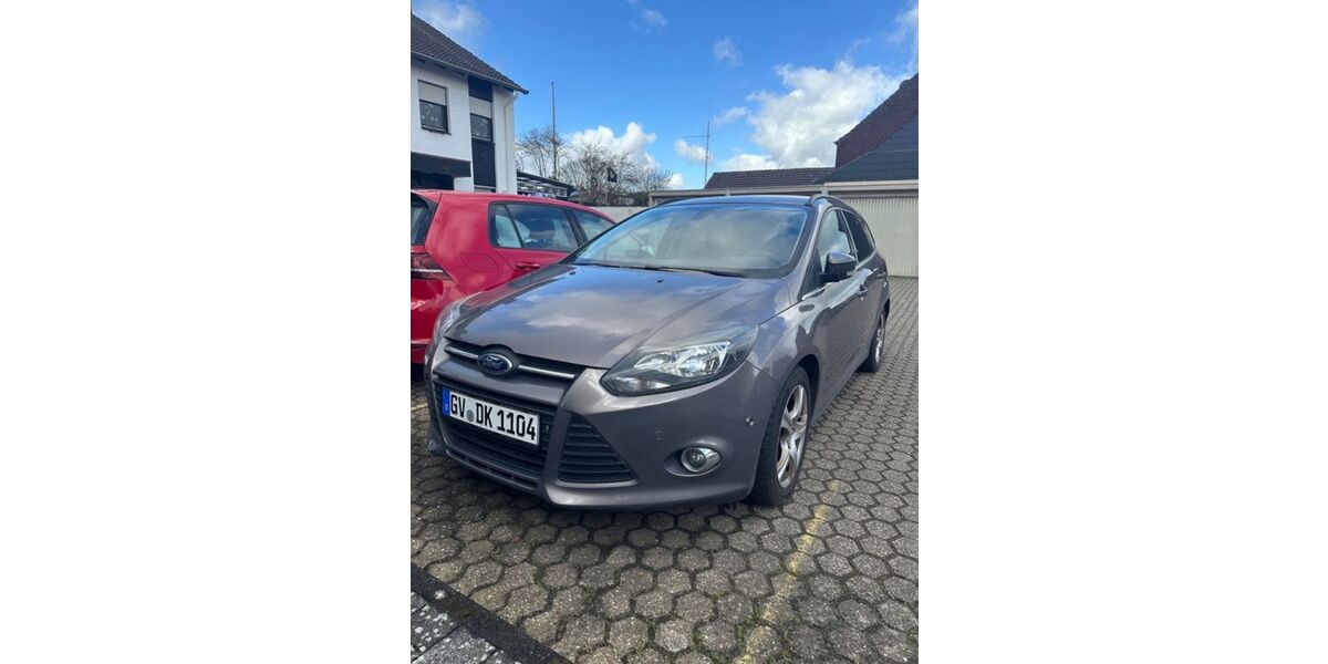 Ford Focus 105.000 km 2.300 &euro; Dormagen 41542