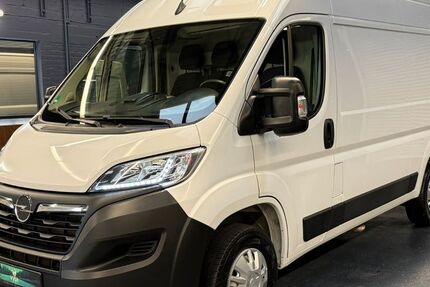 Opel Movano 19.600 km 22.610 &euro; Hilden 40721