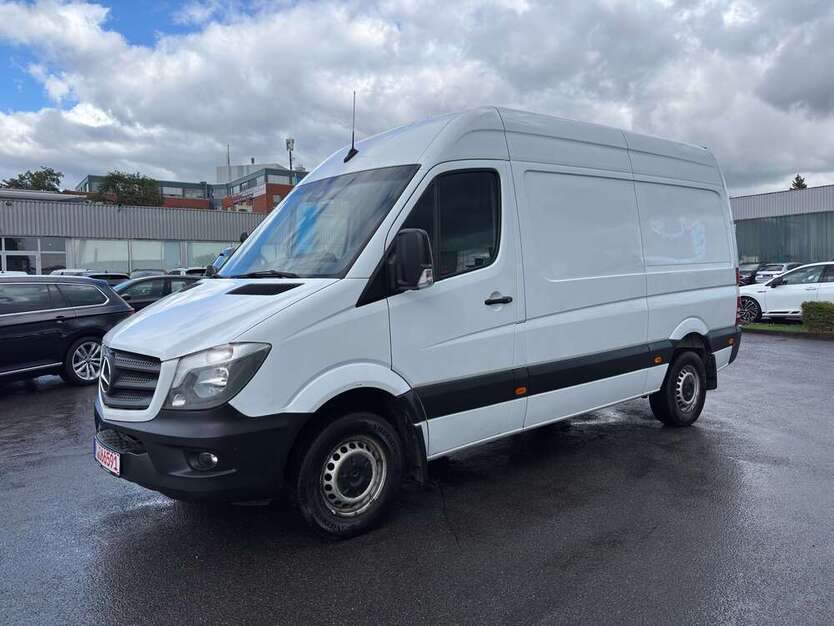 Mercedes-Benz Sprinter 157.173 km 16.065 € Köln 51145