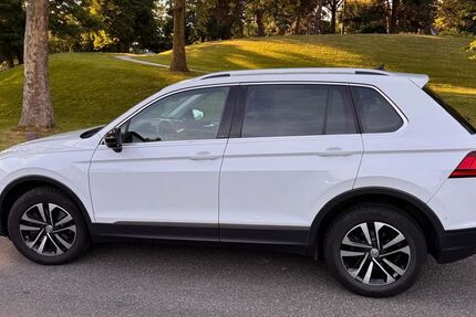 VW Tiguan 84.000 km 23.500 &euro; Köln 50939