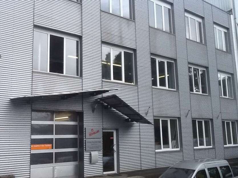 Halle in Wermelskirchen 2.520 € 600 m²