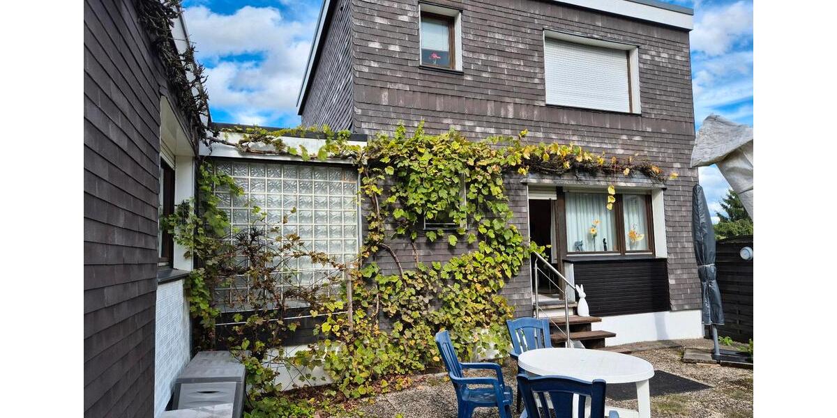 Einfamilienhaus Wermelskirchen - 2.300&euro; | Angebot:22598379