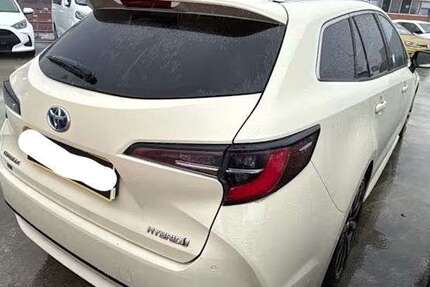 Toyota Corolla 123.612 km 15.890 &euro; Düsseldorf 40233